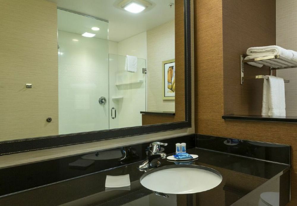 Fairfield Inn & Suites By Marriott Fort Lauderdale Downtown/Las Olas Exterior photo